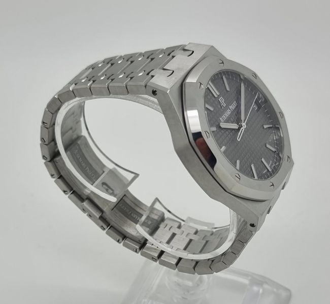 Audemars Piguet Royal Oak 15500ST.OO.1220ST.02